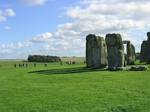 Walking around Stonehenge - 10-07-2006